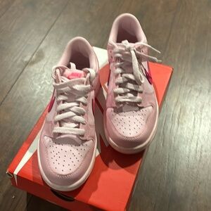 Nike Dunks Girls 3.5